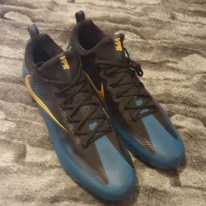 Nike Vapor Untouchable Pro Football Cleat